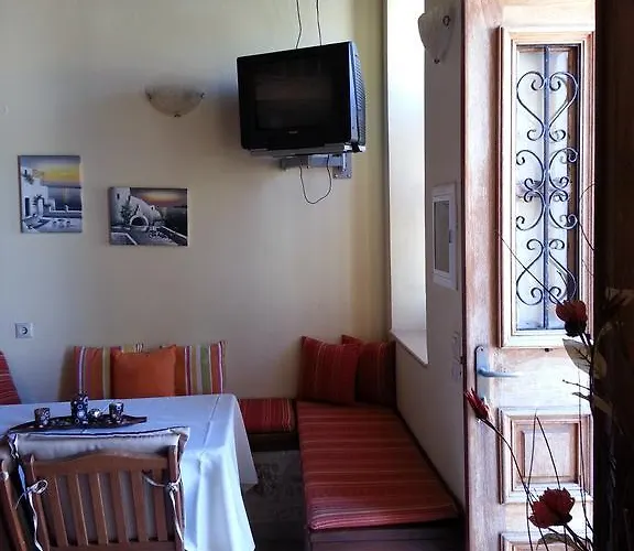 Mika's House Holiday home Chalki Town