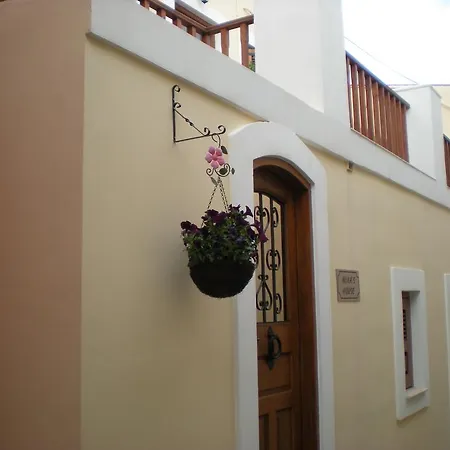 Semesterbostad Mika's House